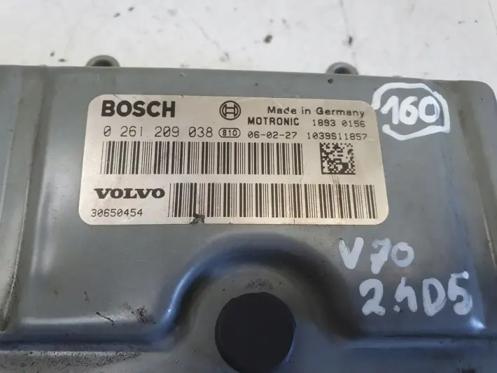 Volvo S40 II V50 2.5 T turbo STEROWNIK SILNIKA komputer 30650454 0261209038