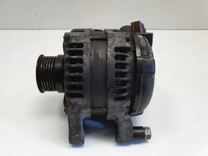 Ford Focus MK2 II 1.6 TDCI ALTERNATOR 3M5T-10300-YD