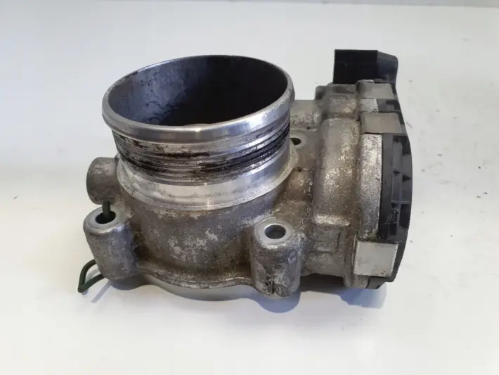 Volvo S40 II V50 2.4 D5 PRZEPUSTNICA 31216665 0280750520
