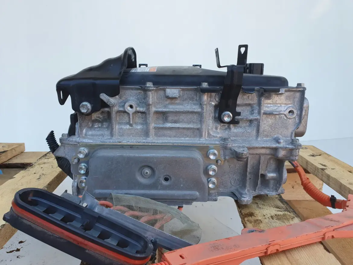 Toyota Yaris IV 1.5 H HYBRYDA INWERTER FALOWNIK Przetwornica G9200-K0010