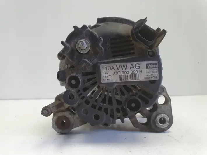 VW Golf V 1.6 FSI ALTERNATOR 110A 03C903023B valeo