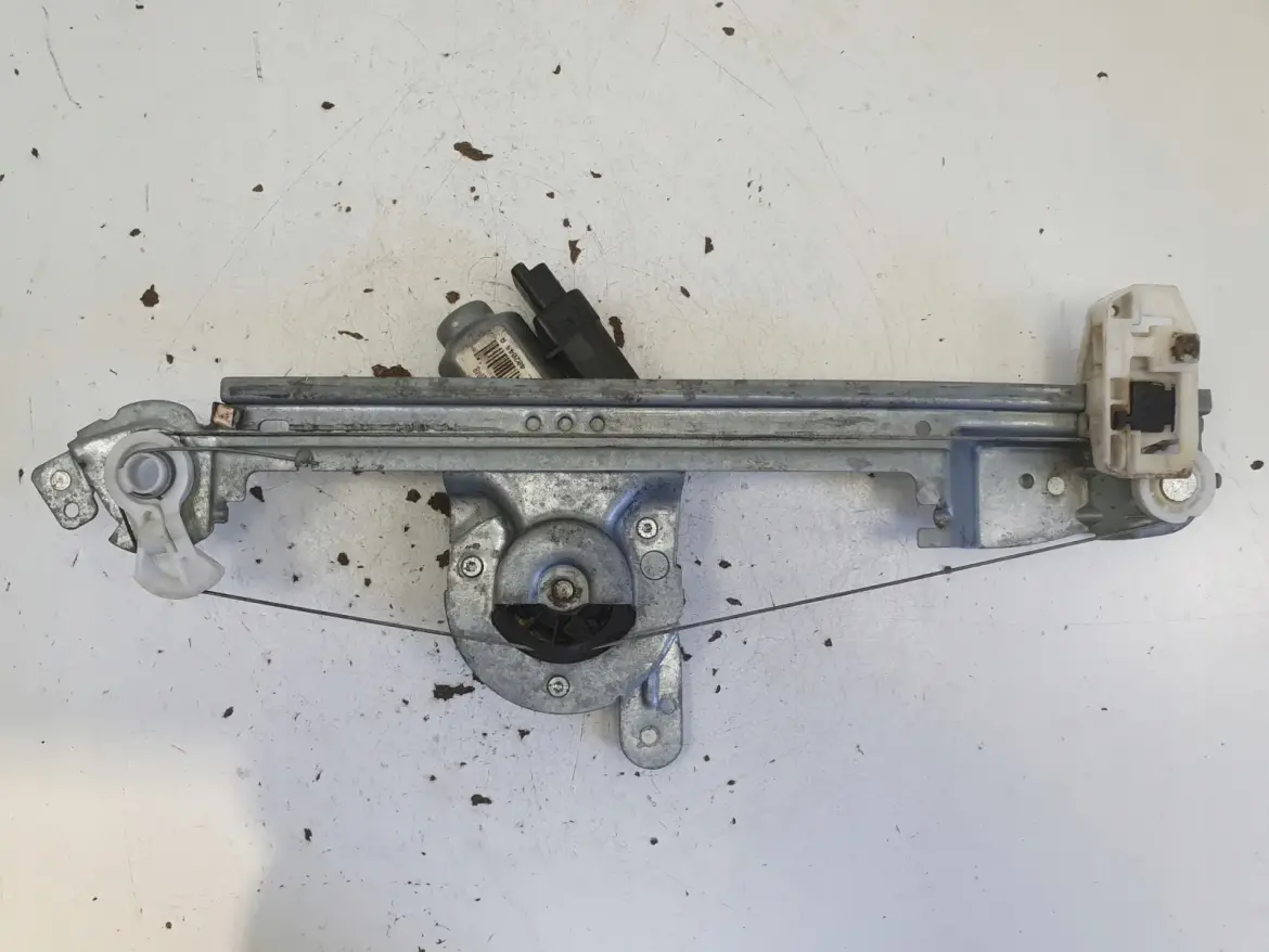 Renault Megane III MECHANIZM PODNOSZENIA SZYBY prawy tył PASAŻERA podnośnik