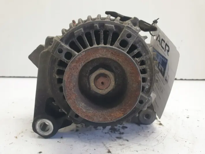 Toyota RAV4 2.0 VVTI ALTERNATOR 27060-28110 oryginał