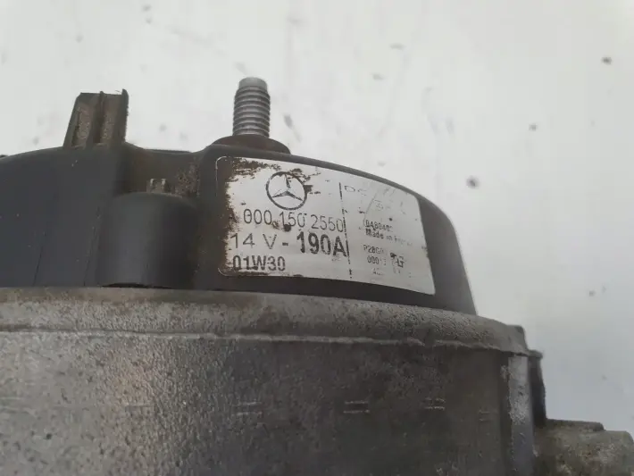 Mercedes W203 2.2 CDI ALTERNATOR A0001502550 190A