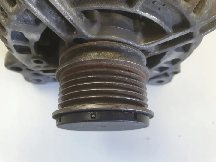 VW Transporter T5 2.0 8V ALTERNATOR 038903024F 120A