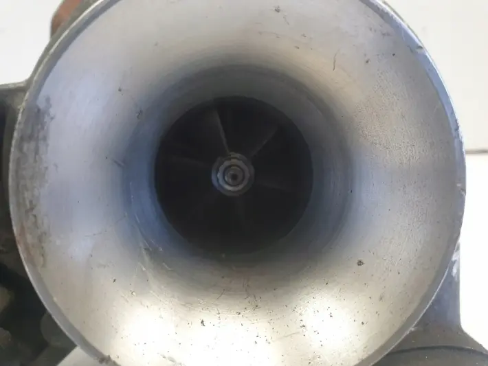 BMW E87 2.0 D TURBOSPRĘŻARKA turbo 7810189C