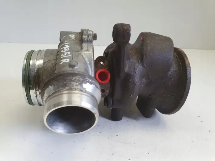 Volvo V40 II 2.0 D D2 TURBOSPRĘŻARKA turbo 31380130
