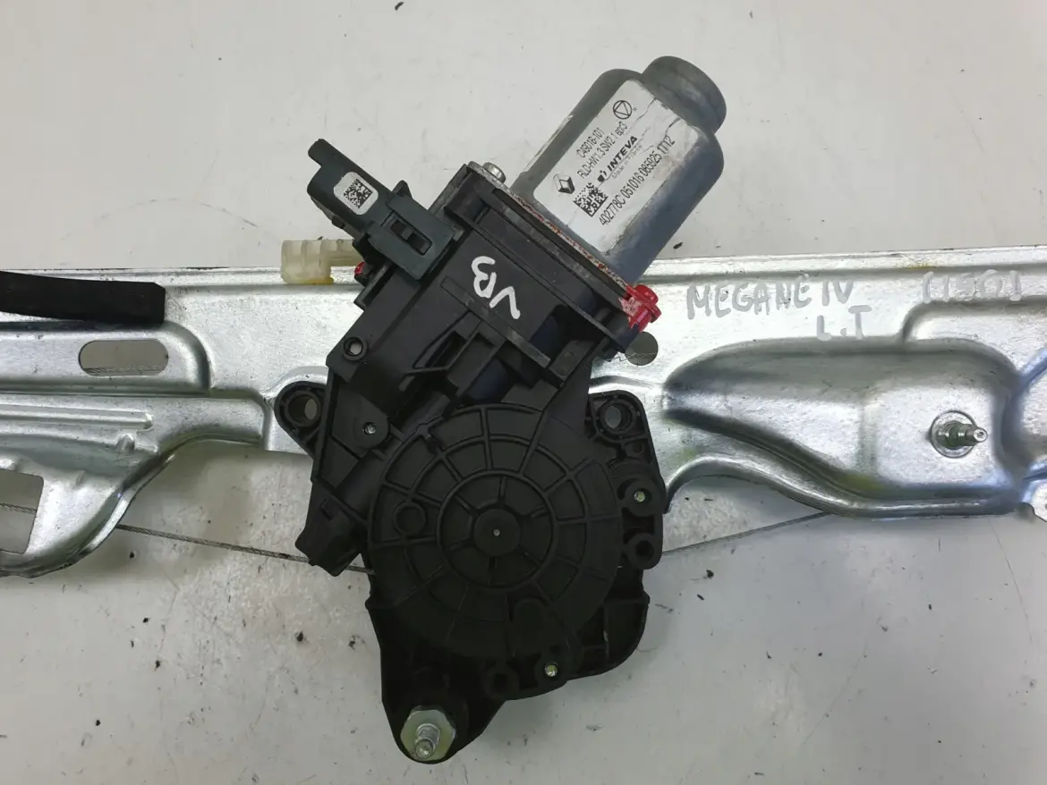 Renault Megane IV PODNOŚNIK SZYBY lewy tył KIEROWCY mechanizm