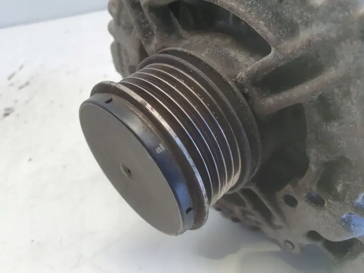 Volvo C30 2.4 D5 06-12r ALTERNATOR 0121615014