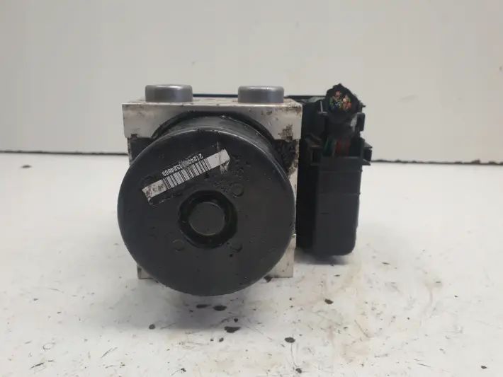 Volvo V70 III S80 II POMPA ABS Sterownik P30681619