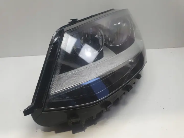 VW Sharan II 7N 7N0 PRZEDNIA LAMPA LEWA lewy przód EUROPA 0301242201