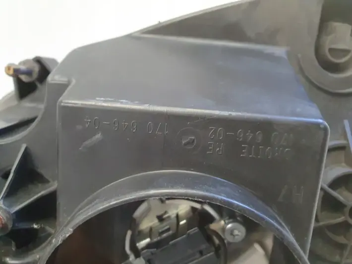 Renault Master III Opel Movano B PRZEDNIA LAMPA PRAWA prawy przód anglik