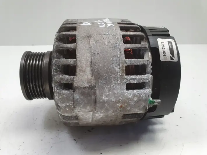 Opel Vectra C 1.9 CDTI ALTERNATOR LRA02809
