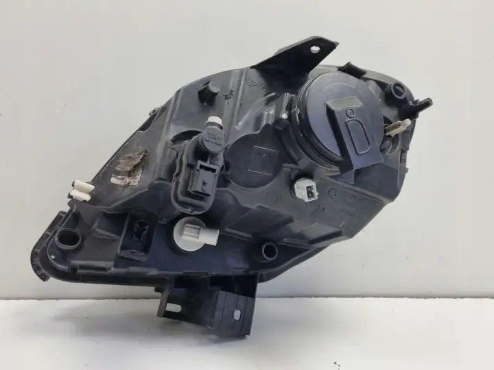 Renault Kangoo LIFT 03-08r PRZEDNIA LAMPA PRAWA PRAWY PRZÓD 8200589037