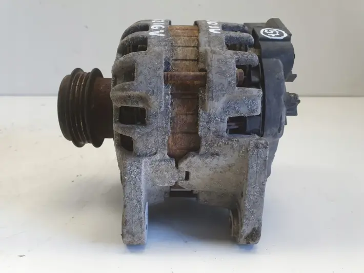 Renault Clio IV 1.2 16V ALTERNATOR 231003730R