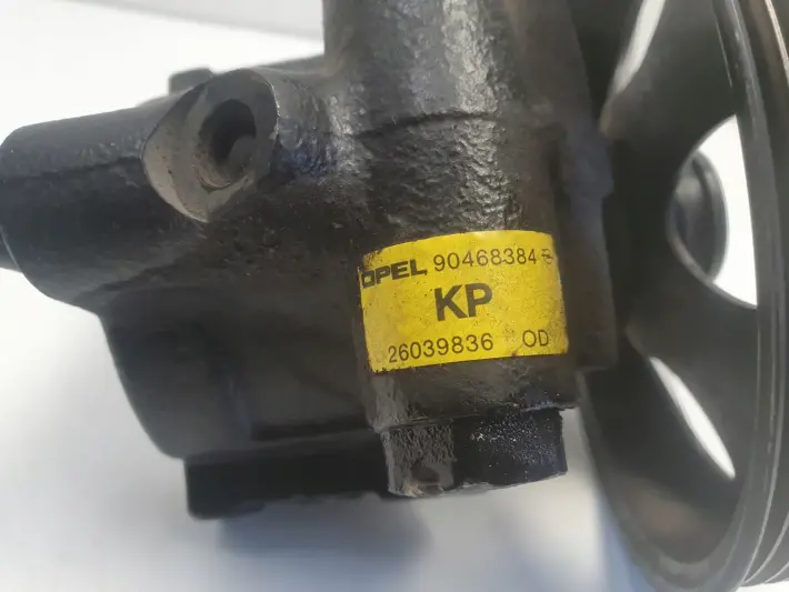 Opel Astra F 1.4 8V POMPA WSPOMAGANIA 90468384