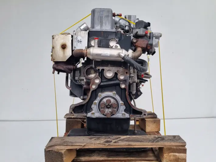 SILNIK KOMPLET Nissan Atleon 3.0 TD 105KM udokumentow 192tyś BD30T BD30TI