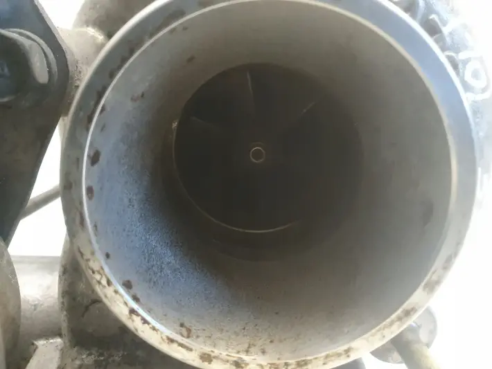 Volvo XC90 2.5 T TURBOSPRĘŻARKA turbo TD04L-14T 8692518