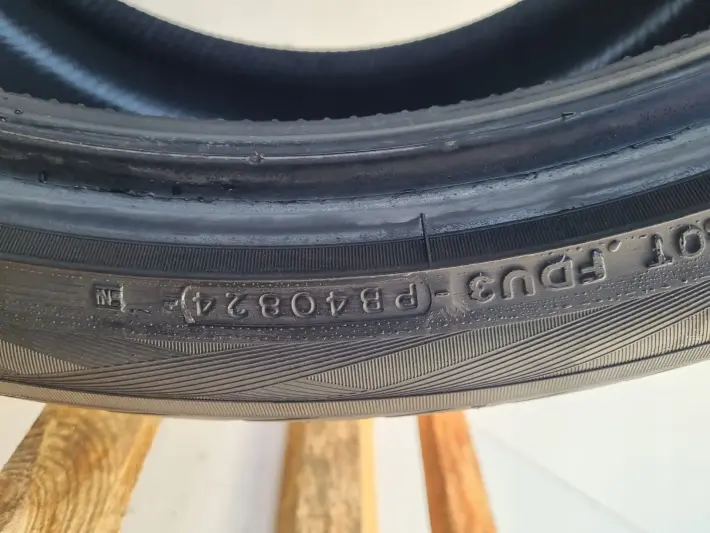 Porsche Cayenne III OPONA LETNIA Yokohama Advan Sport V105 285/35 R22 2024r