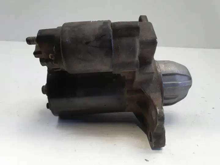 Mini One R50 R53 1.6 16V ROZRUSZNIK bosch 0001106019