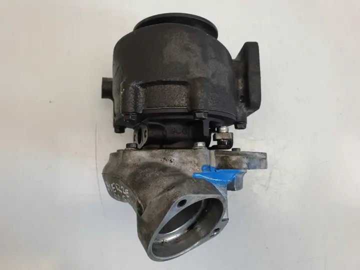 BMW E90 E91 2.0 D TURBOSPRĘŻARKA turbo 49S35-05671