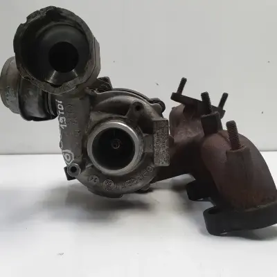 VW Golf V 1.9 TDI TURBOSPRĘŻARKA turbo 038253016K