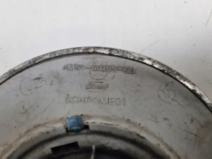 Ford DEKIELEK FELGI Kapsel kołpak 4M51-1A065-GB 148mm