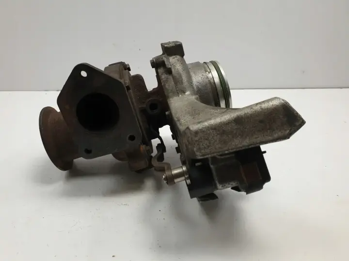 BMW E90 E91 2.0 D TURBOSPRĘŻARKA turbo 7810189C