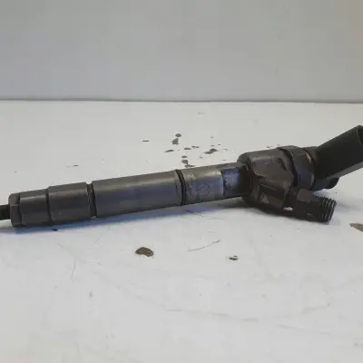 Mercedes W245 2.0 CDI WTRYSKIWACZ wtrysk 0445110167