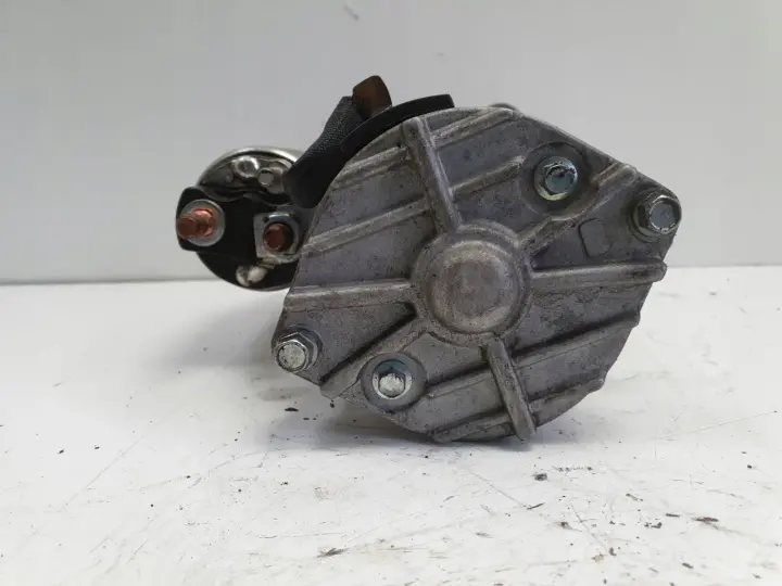 Volvo V70 III 2.0 D ROZRUSZNIK D4204T