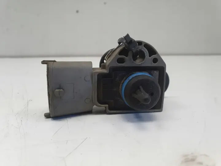Volvo S40 II V50 2.5 T turbo CZUJNIK CISNIENIA PALIWA 0261230239