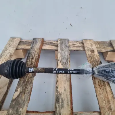 Skoda Octavia II 2.0 TSI 4x4 PRAWA TYLNA PÓŁOŚ półośka prawy tył 1K0501204A