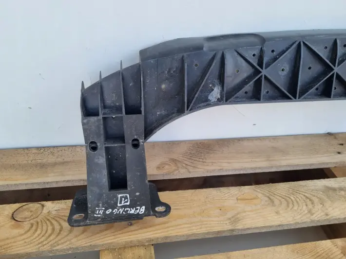 Citroen Berlingo III BELKA PRZEDNIEGO ZDERZAKA Wzmocnienie przód Plastikowe