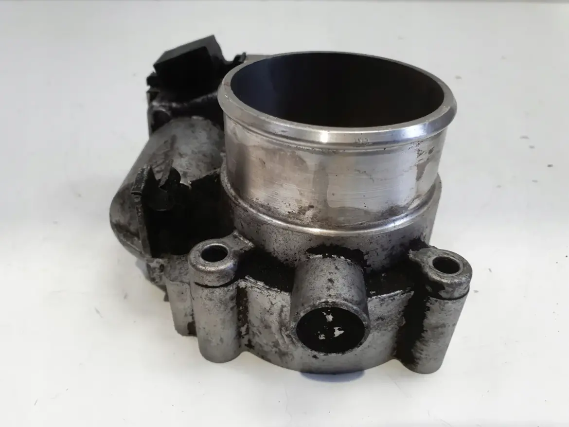 Mercedes W203 CLK W209 1.8 K PRZEPUSTNICA A2711410025 0280750076
