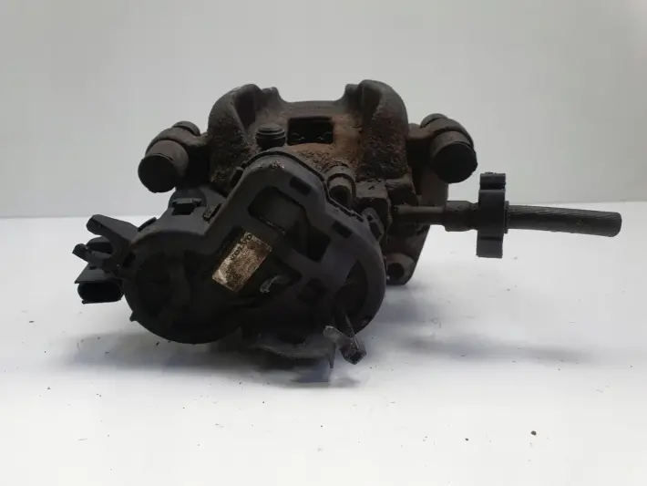 Volvo V60 XC60 II TYLNY ZACISK HAMULCOWY lewy tył 31687554