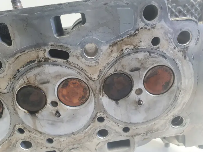 Ford Focus mk3 Fiesta 1.6 TDCI GŁOWICA CYLINDRÓW 9684487210
