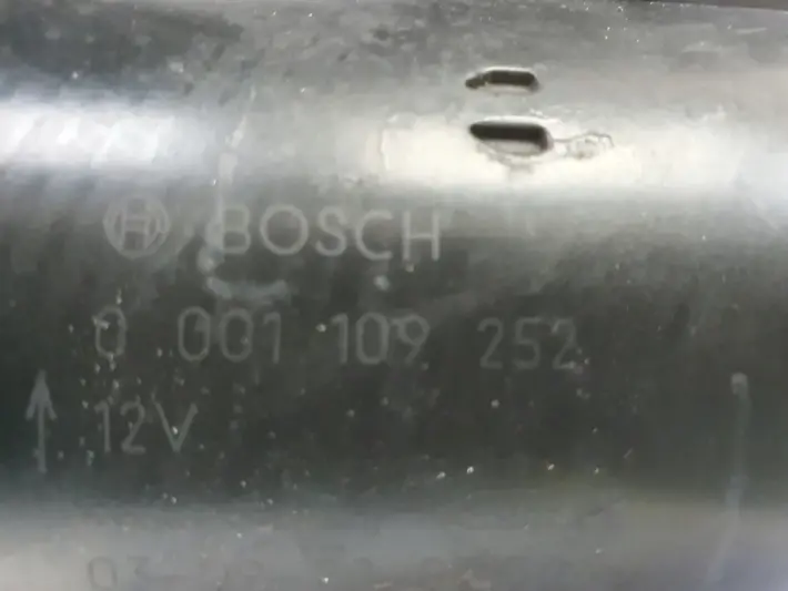 Volvo S60 I V70 II 2.4 D5 ROZRUSZNIK bosch 0001109252