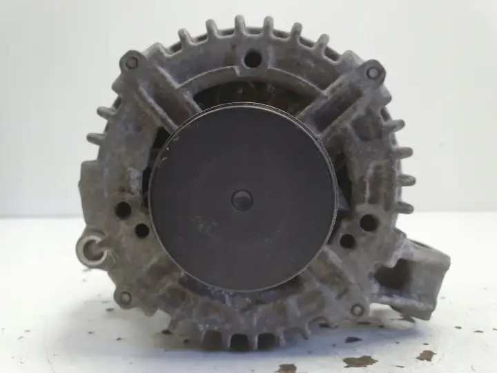 Volvo S80 II 2.5 T ALTERNATOR 0121615005