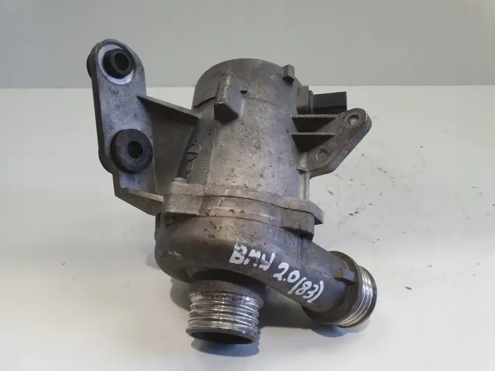 BMW E87 E90 2.0 i ELEKTRYCZNA POMPA WODY 304453
