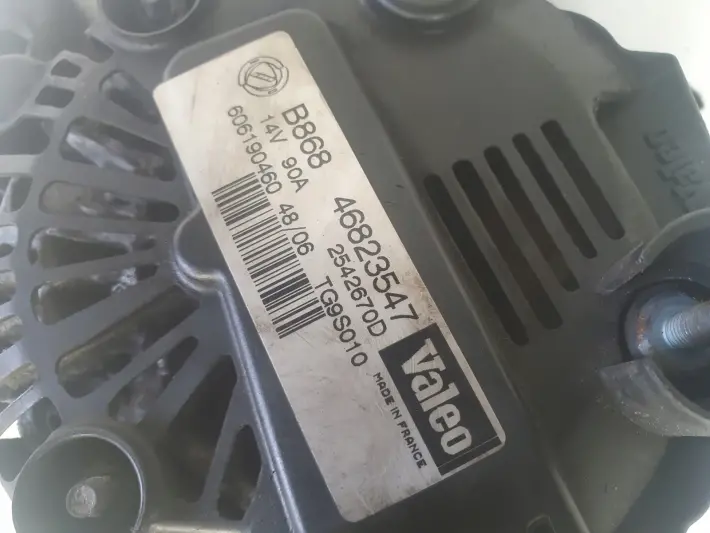 Fiat Fiorino 1.3 MJET JTD ALTERNATOR 90A 46823547 valeo