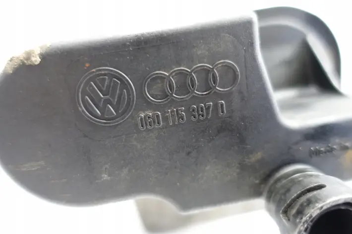 VW Golf V 2.0 FSI OBUDOWA FILTRA OLEJU oryginał