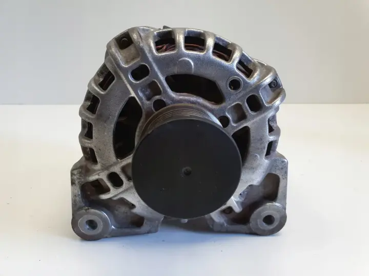 Dacia Sandero 0.9 TCe ALTERNATOR 231002854R