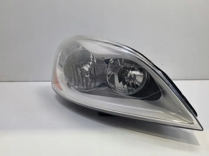 Volvo XC60 08-17r PRZEDNIA LAMPA PRAWA PRAWY PRZÓD 30763148