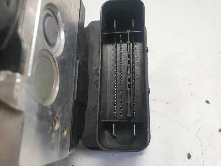 Volvo V70 III S80 II POMPA ABS Sterownik P31261142