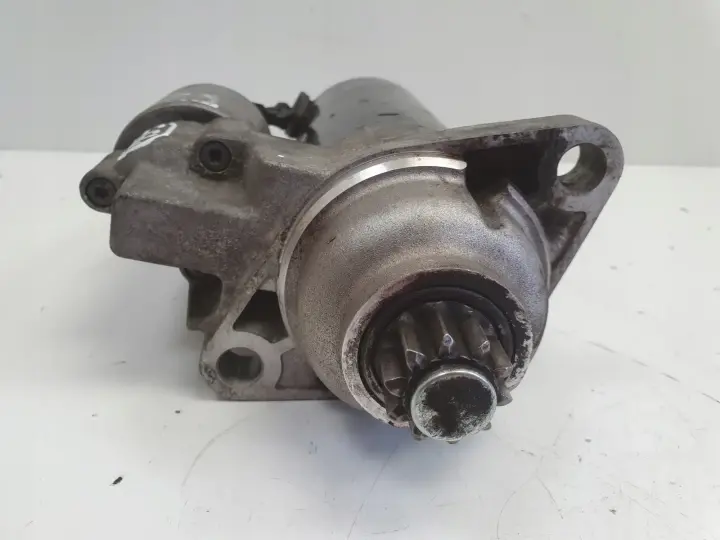 VW Golf V 2.0 SDI ROZRUSZNIK Bosch 0001123018