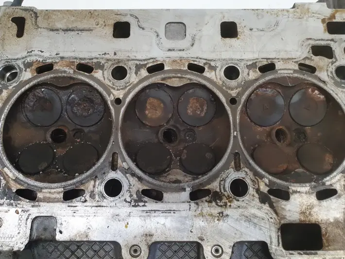 Ford Focus MK3 1.0 EcoBoost GŁOWICA CYLINDRÓW CM5G-6090-GC