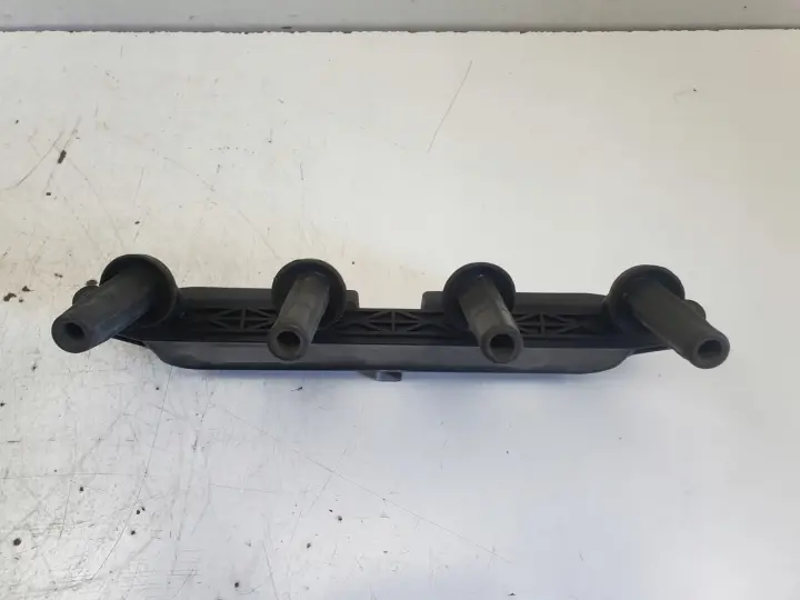 Peugeot 206 1.1 8V CEWKA ZAPŁONOWA 9635864980