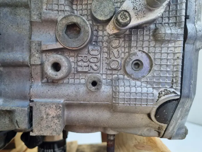 SILNIK KOMPLET Subaru Impreza II GD 2.0 16V EJ20 EJ201 EGR