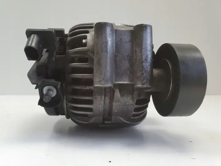 BMW E90 2.5 i ALTERNATOR 0124525083 155A bosch