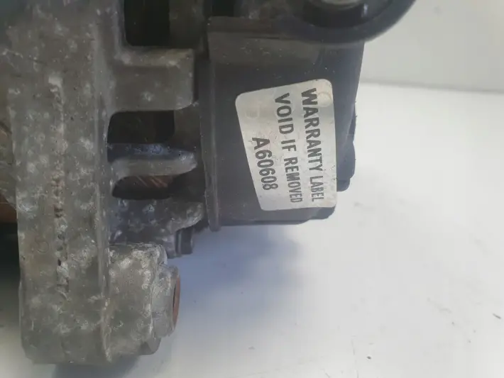 Hyundai i30 1.6 CRDI ALTERNATOR valeo 2611067 130A